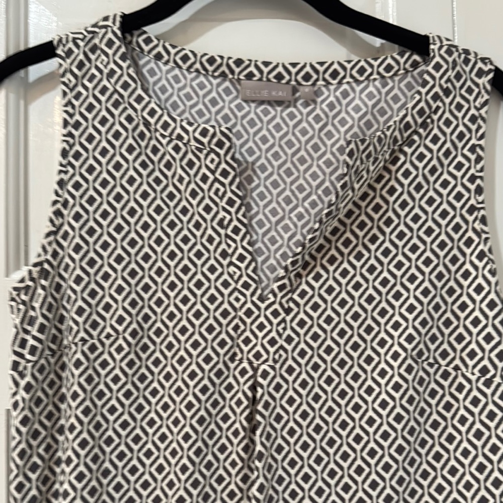 Ellie Kai sleeveless dress